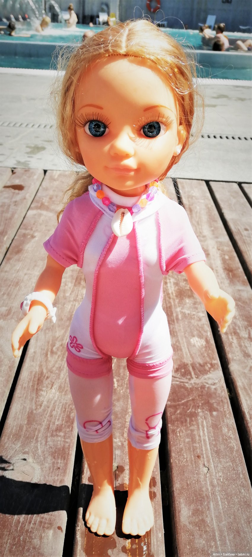 Нэнси Фамоса, водная девочка