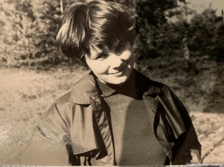 Мужчина и куклы. Одна фотография (фото 5)