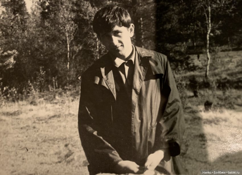 Мужчина и куклы. Одна фотография | Бэйбики Мужчина и куклы. Одна фотография (фото 4)