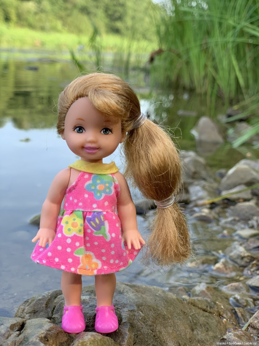 Куколки Келли. Mattel. На речке