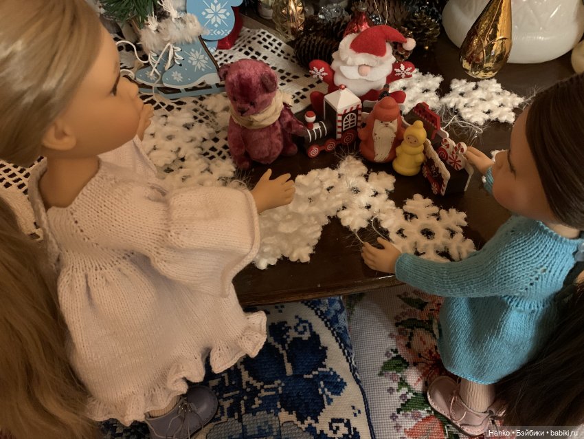 Зима. Пора наряжать ёлку 😊