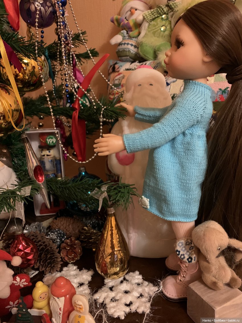 Зима. Пора наряжать ёлку 😊