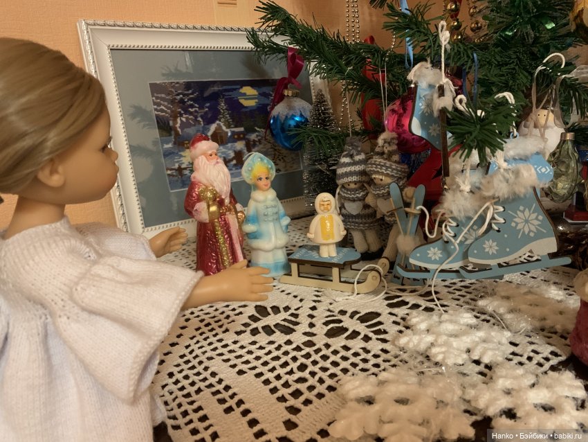 Зима. Пора наряжать ёлку 😊