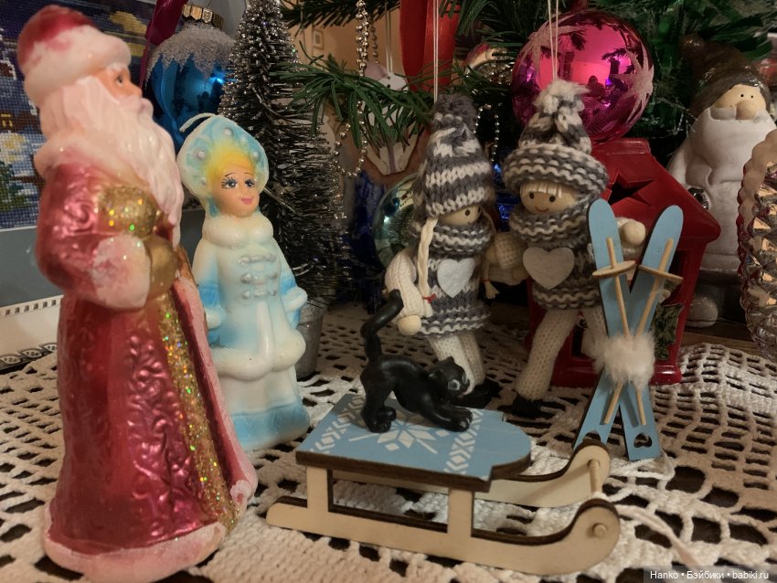 Зима. Пора наряжать ёлку 😊