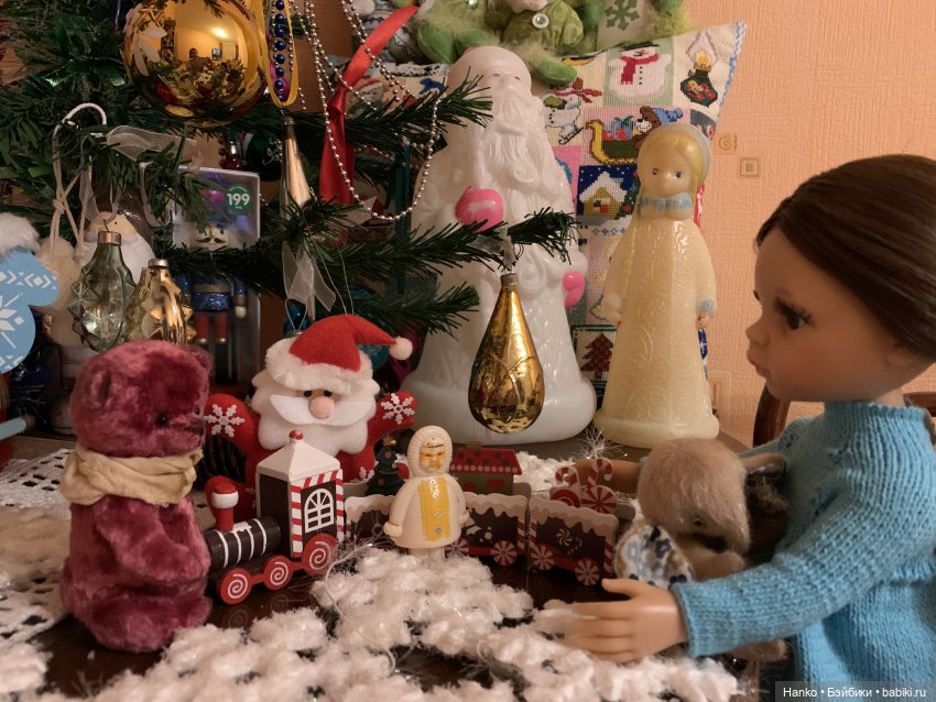 Зима. Пора наряжать ёлку 😊