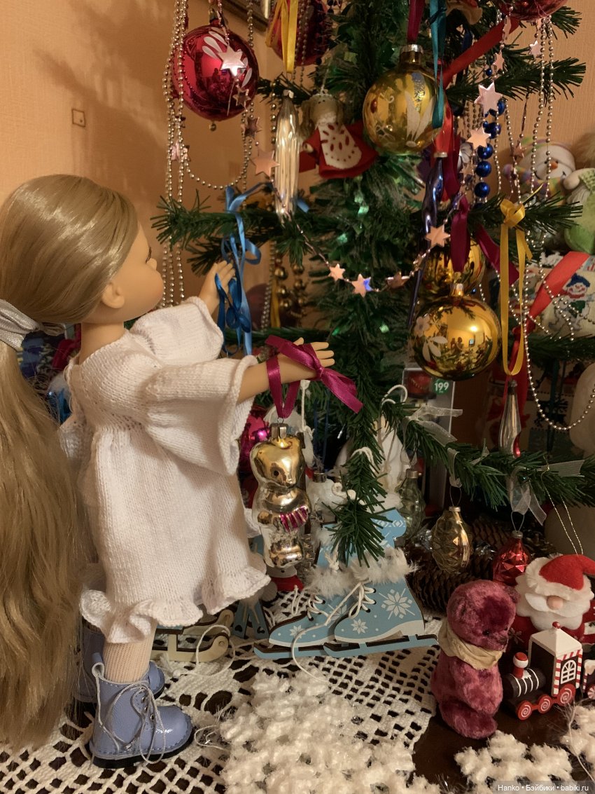 Зима. Пора наряжать ёлку 😊