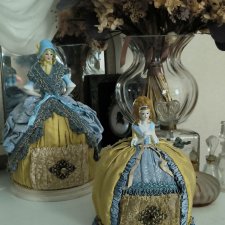 Большая фарфоровая игольница «Лазурный полдень»