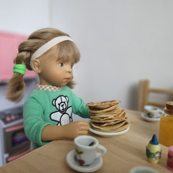 У вас еще нет Минуш ? Блины .