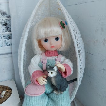 Комната Сури