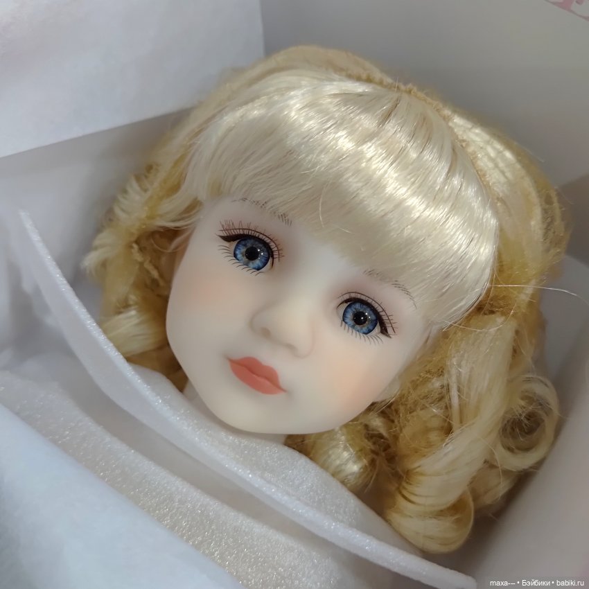 Молли и большая примерка — Куклы Ruby Red (Руби Ред) Fashion Friends: Siblies