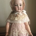 Платье для антикварной куклы
