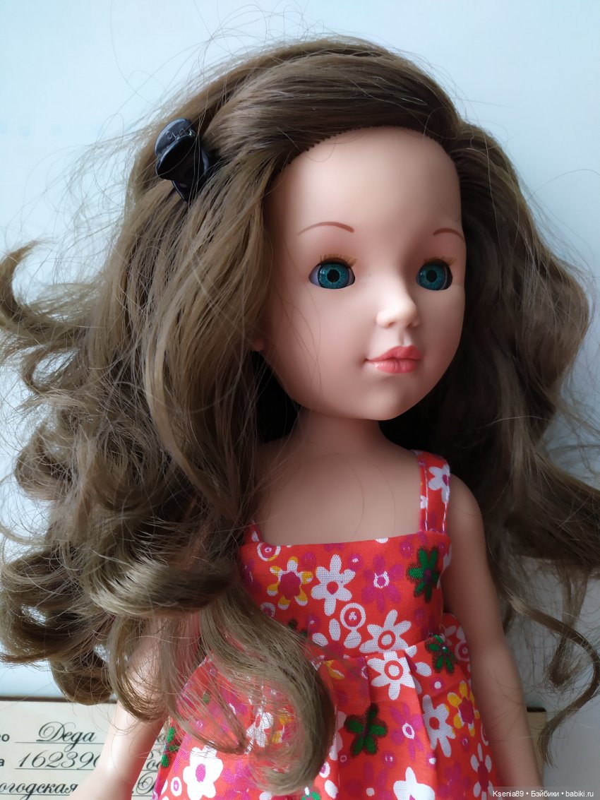 Кукла красивая, а качество так себе (фото 4)