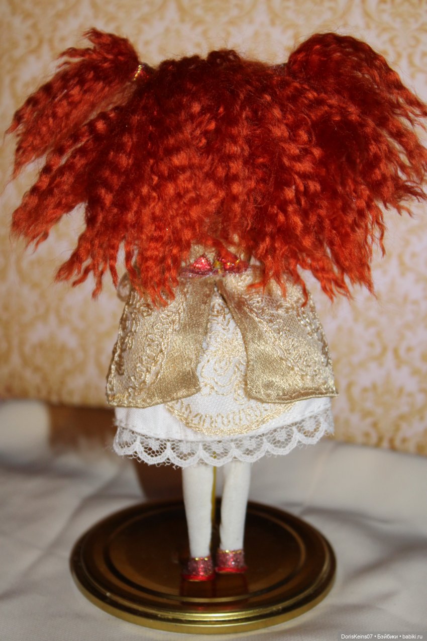 Королевский five-o’clock. Ну а при чём тут старые китайские куклы из 90-х