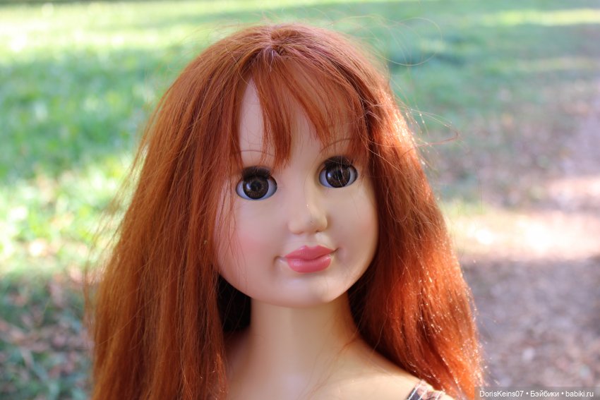 ... из пода-а-аренного ветром крепдешина