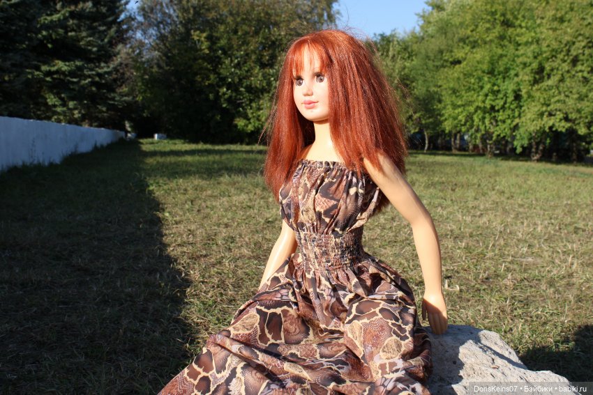 ... из пода-а-аренного ветром крепдешина