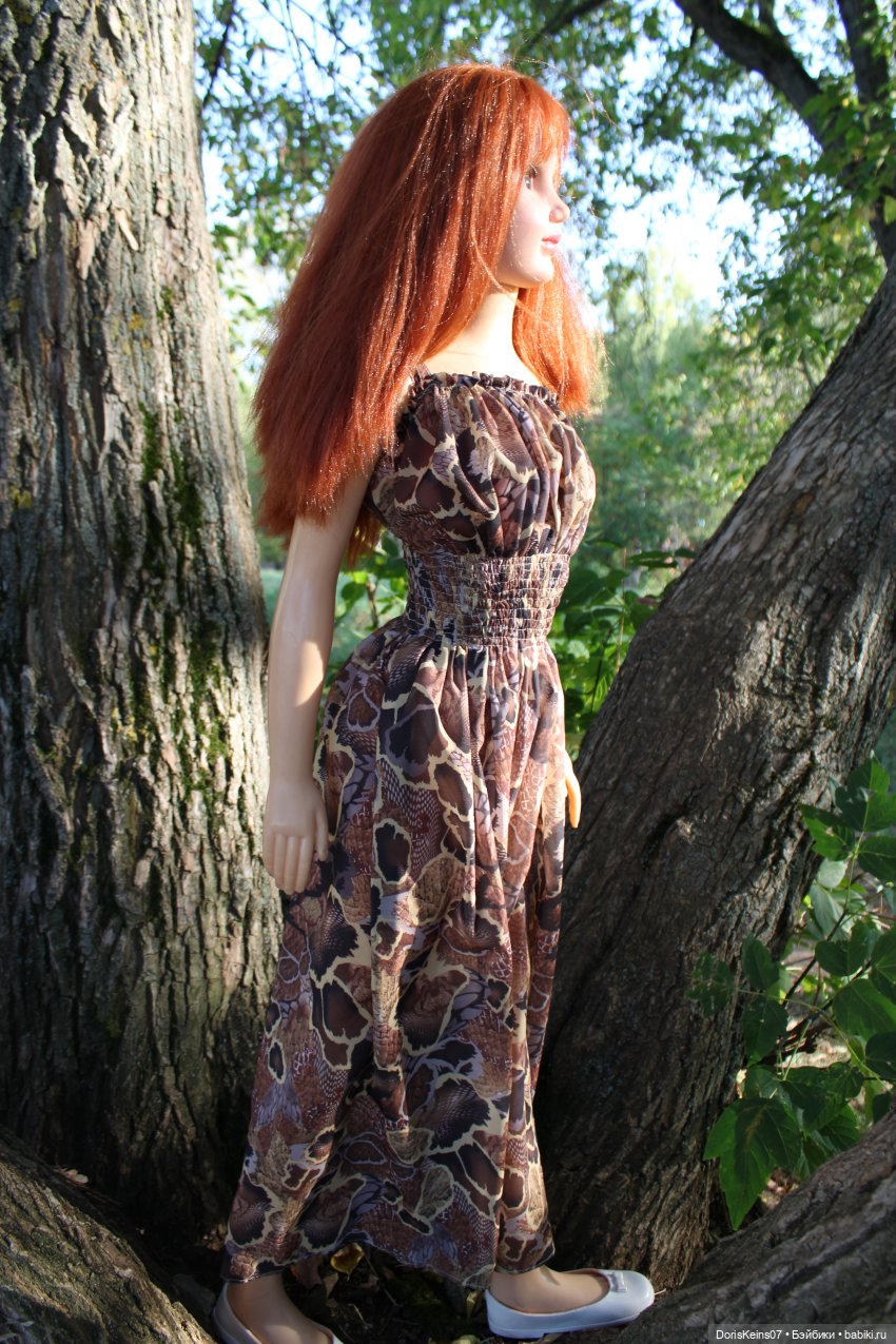 ... из пода-а-аренного ветром крепдешина