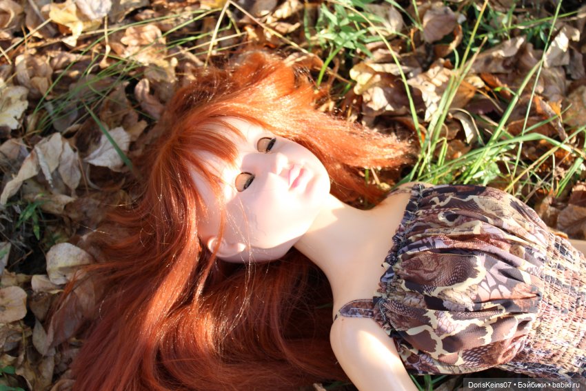 ... из пода-а-аренного ветром крепдешина