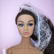 Poppy Parker Irresistible in India