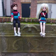 Fashion Dolls  129