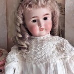 Парик для антикварной куклы