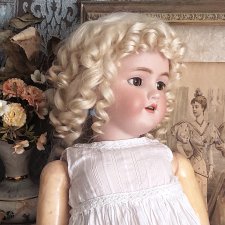 Парик для антикварной куклы