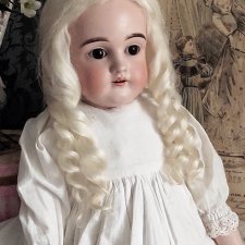 Парик для антикварной куклы