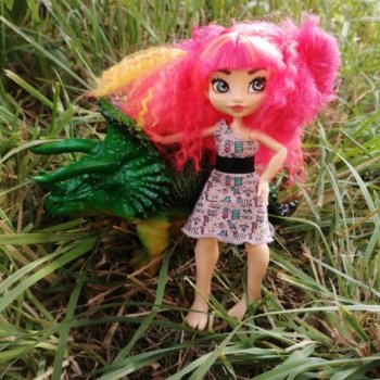 Маленькая прогулка с динозавром