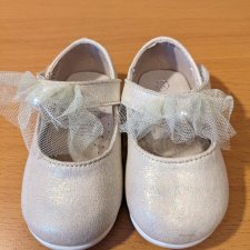 Туфельки золотистые кожаные, длина по стельке 11,5 см, ширина 5 см