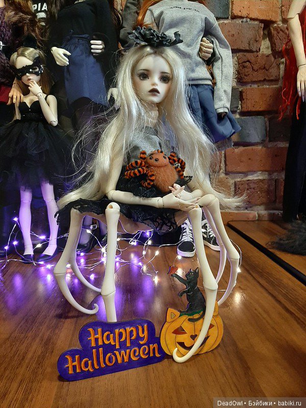 Хэллоуинская вечеринка: тыквы, звери, птицы и духи