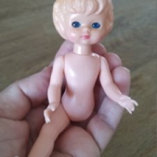 Кукла ищет ногу