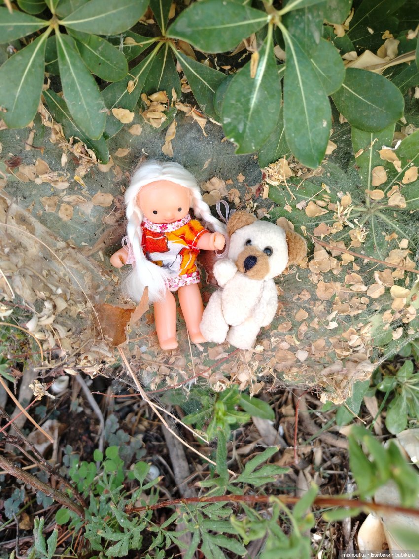 Девочка на качелях — Игрушки СССР и советского детства: резиновые (фото 9)