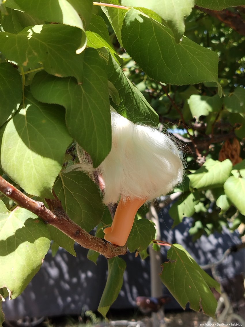 Девочка на качелях — Игрушки СССР и советского детства: резиновые