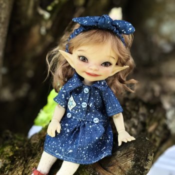 Зося на дереве