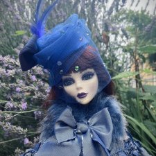 Evangeline Ghastly. Новые шляпки Эванджелины.