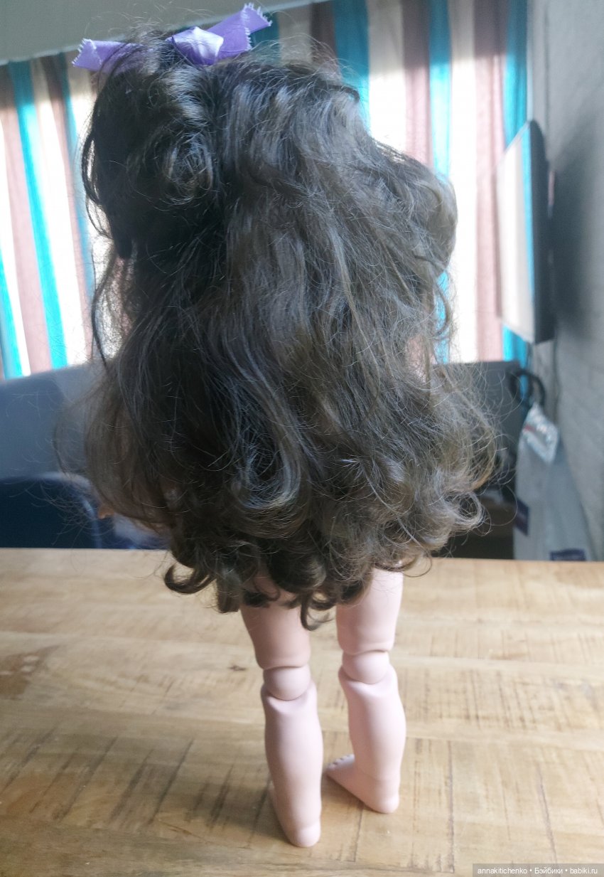 "Старая кукла с чердака" оказалась шарнирной красоткой из биггидур от WPM