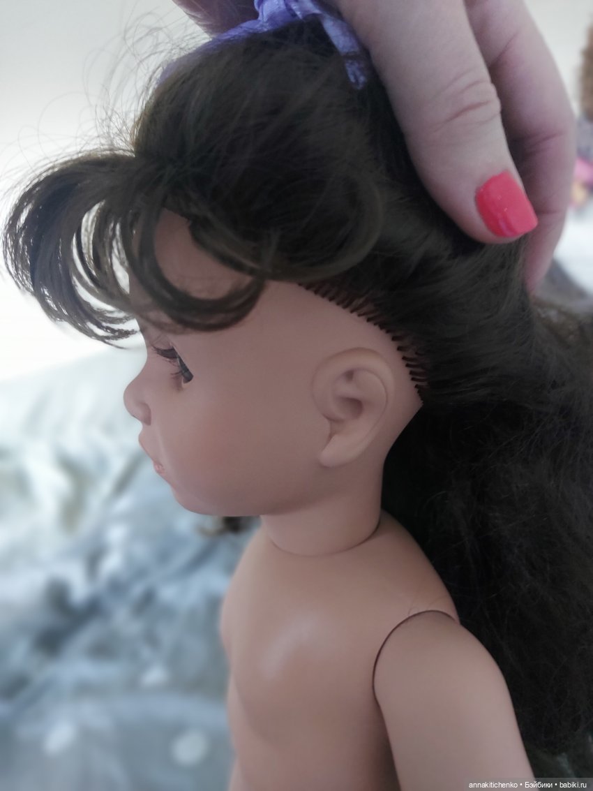 "Старая кукла с чердака" оказалась шарнирной красоткой из биггидур от WPM