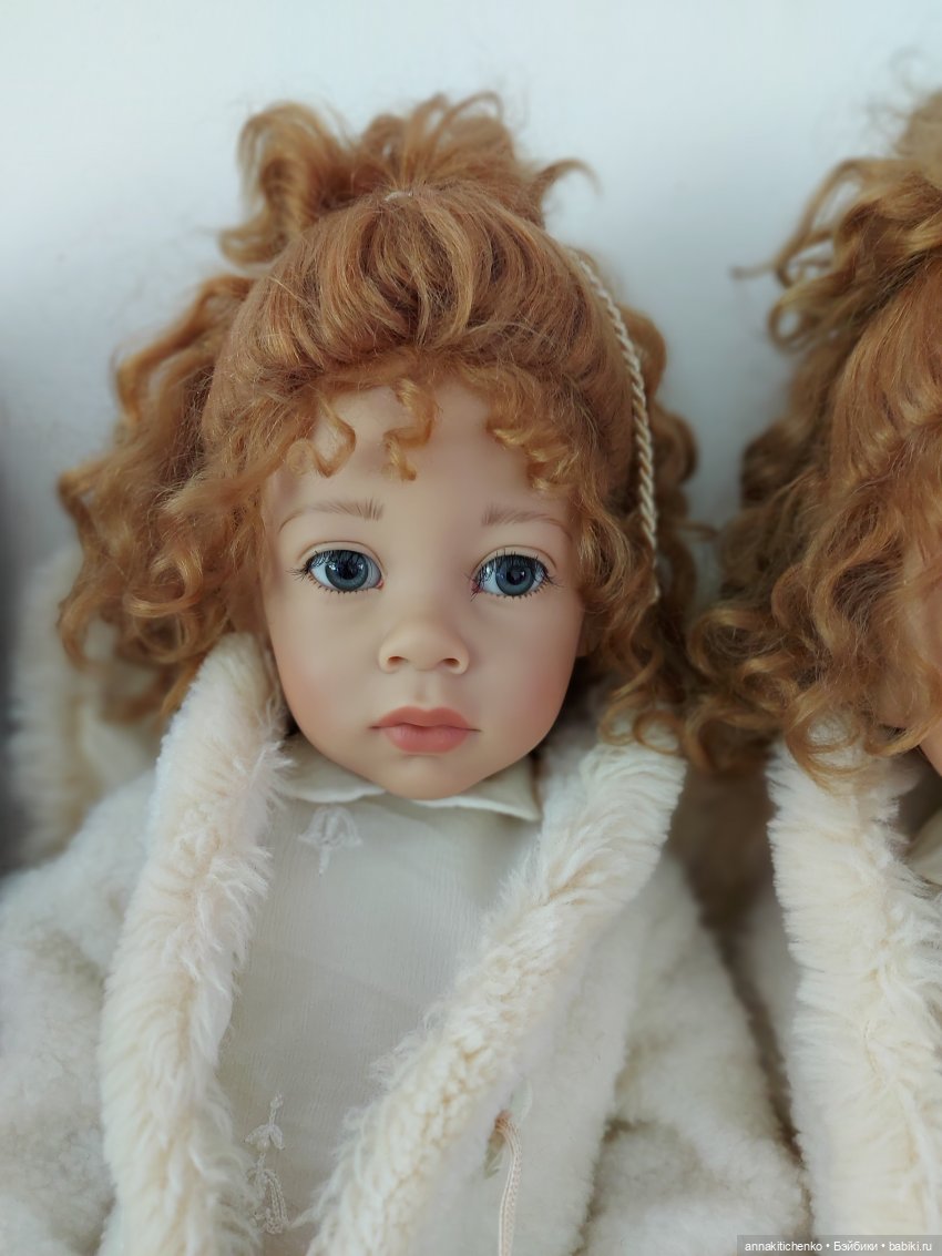 Мы с тобой близняшки что ли