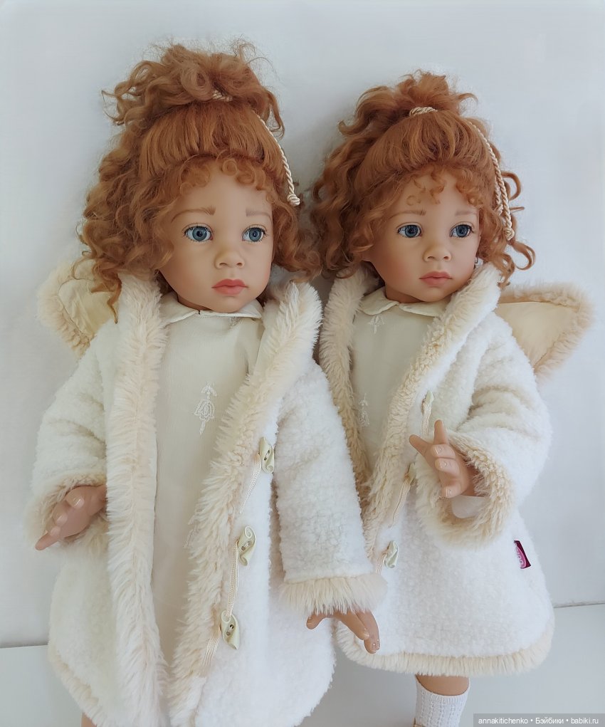 Мы с тобой близняшки что ли