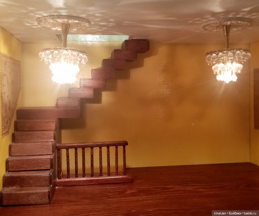 Люстры в кукольный особняк