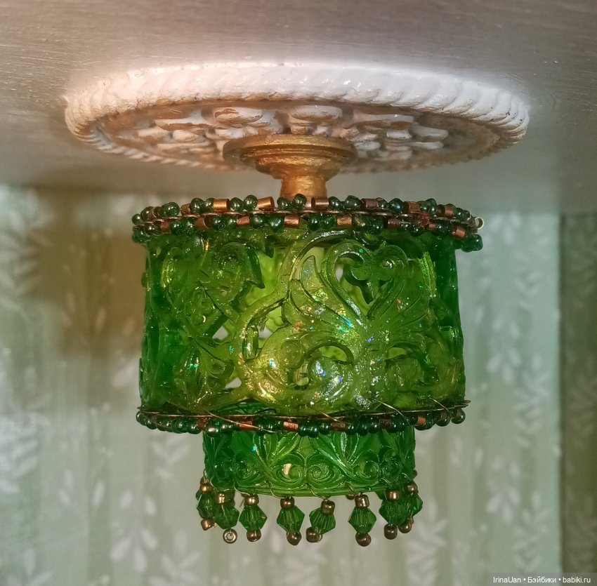 Фотосессия книжного шкафа и новой люстры