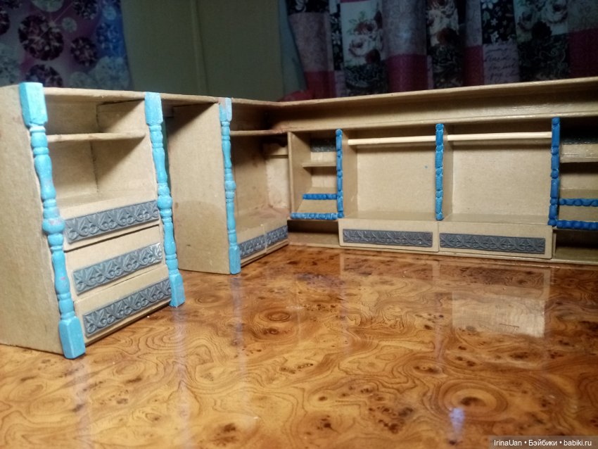 Гардеробная для малышек — Мебель для кукол и домиков: фото