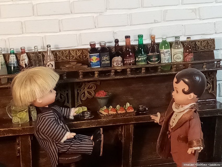 Барная стойка для малышек | Бэйбики Барная стойка для малышек