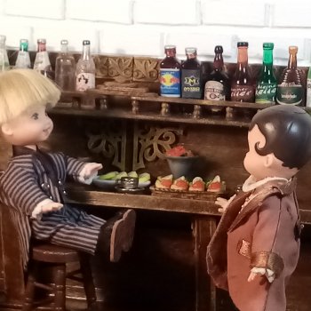 Барная стойка для малышек