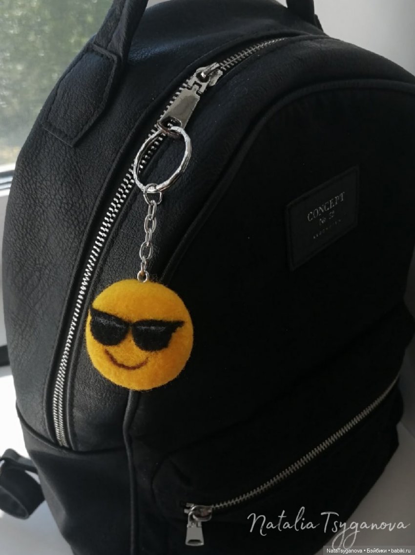 Брелки-смайлики. Автор: Natalia Tsyganova.