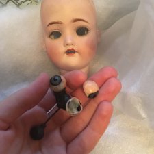 Сомнения, разбитые антикварные глаза, нужен совет