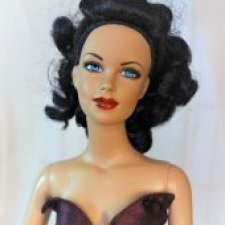 Помощь в выборе портрета Бренды для конкурса Мисс Бейбики 2019