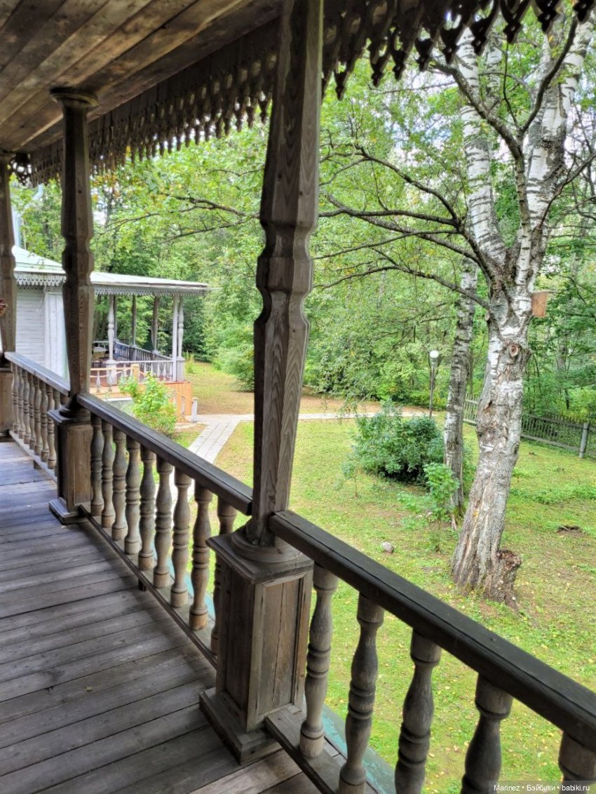 Усадьба, крокет, электричество, барабан, светец все это бабайки увидели в одном месте (фото 4)