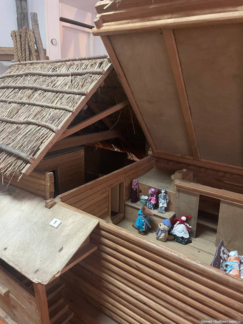 Усадьба, крокет, электричество, барабан, светец все это бабайки увидели в одном месте (фото 10)