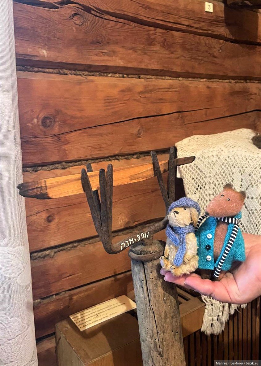 Усадьба, крокет, электричество, барабан, светец все это бабайки увидели в одном месте