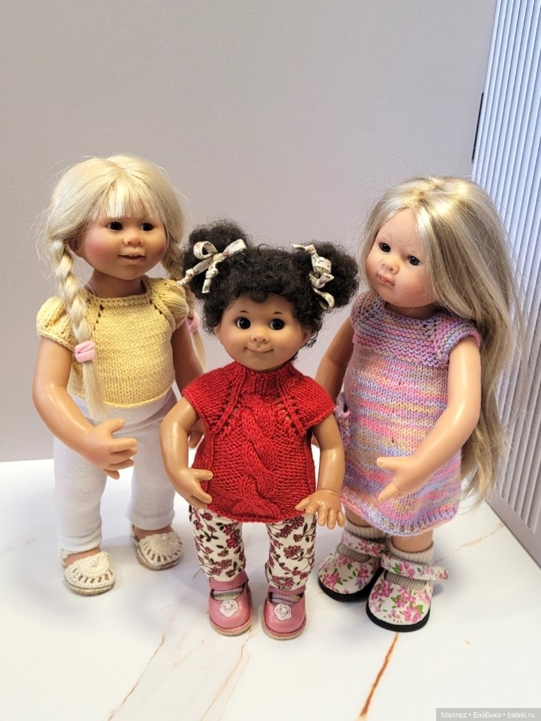 Ниночка и "загорелая" компания